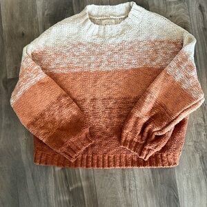 Billa Bong, cropped sweater